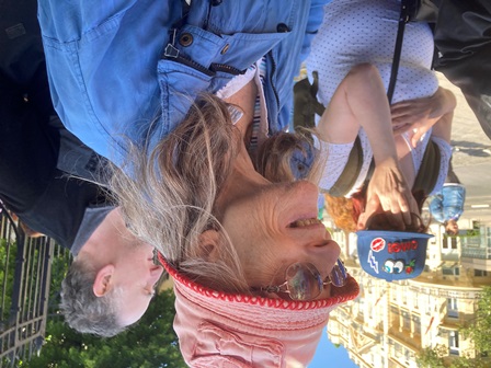 Maibaumsingen_amPlatz006