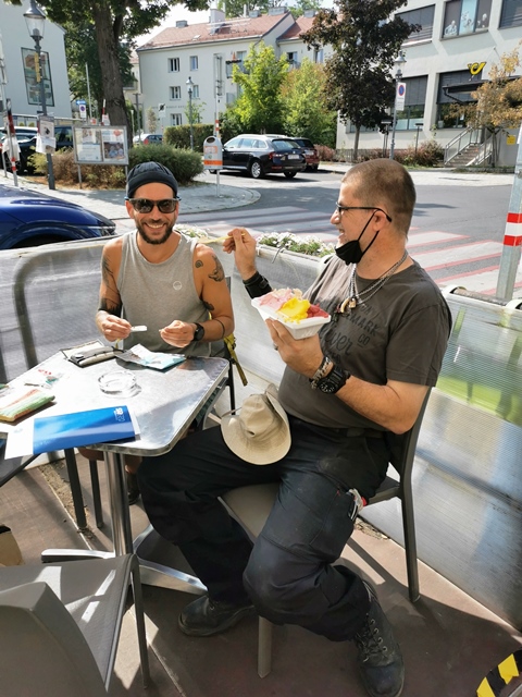 Mauer - Eisessen und Spazieren12